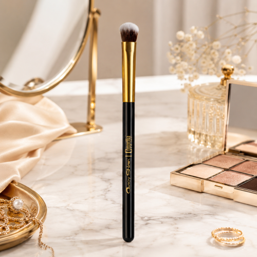 Coppelia Colour Flat Tip Brush – Precision Eyeshadow & Concealer Makeup Brush
